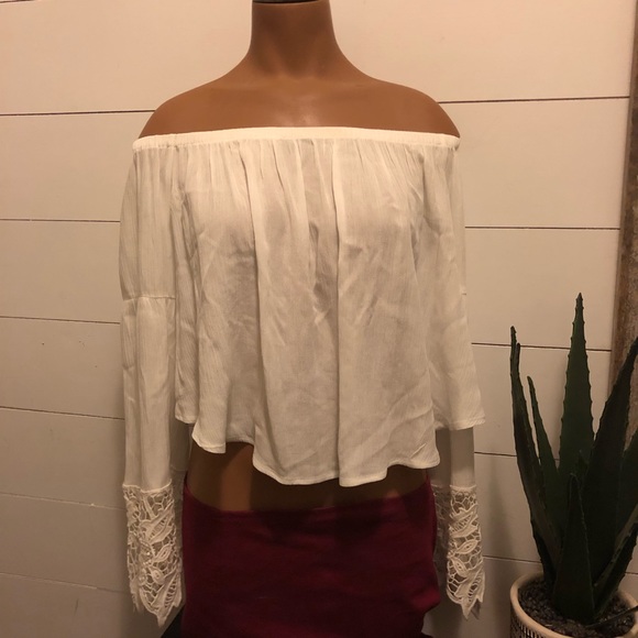 Astr Tops - Off the shoulder white lace flowy crop top